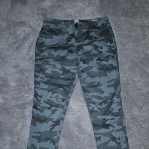 GAP Green Camouflage Girlfriend Chino Pants